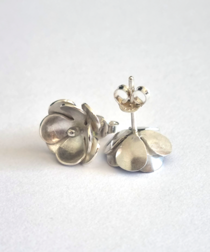 round petal flower earrings silver
