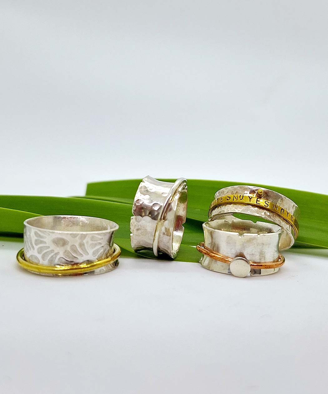 spinner meditation rings