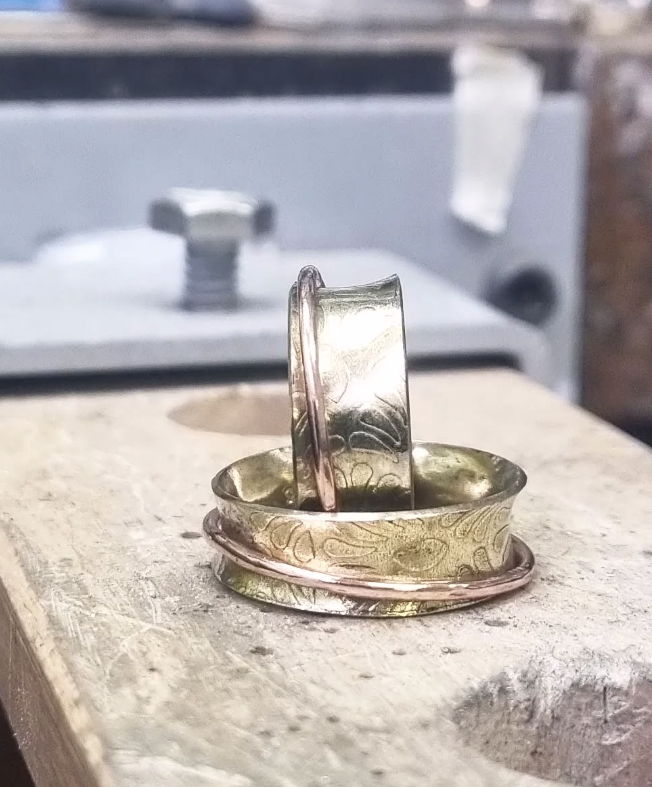 brass and copper spinner adhd rings